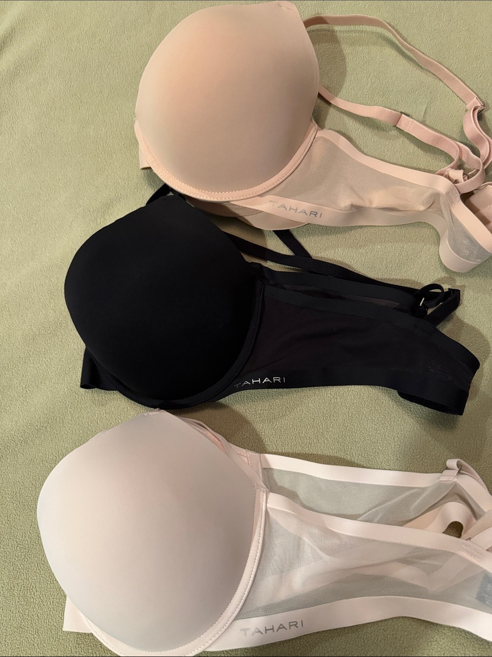 Tahari 3-Pack Smooth padded underwire bras in White, Nude, and Black size 36C - Picture 5 of 5